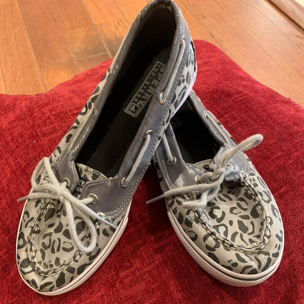 Sperry girls boat shoes leopard